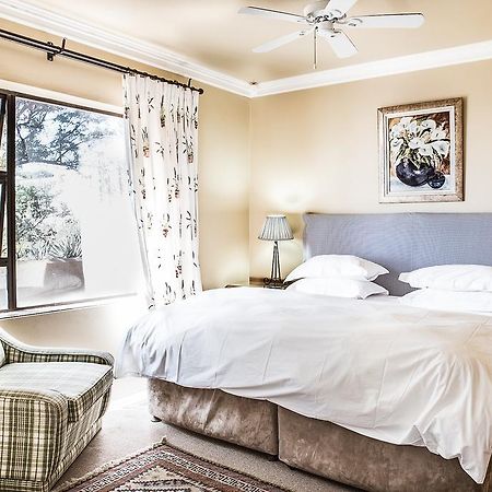 Highview Lodge Mosselbaai Buitenkant foto