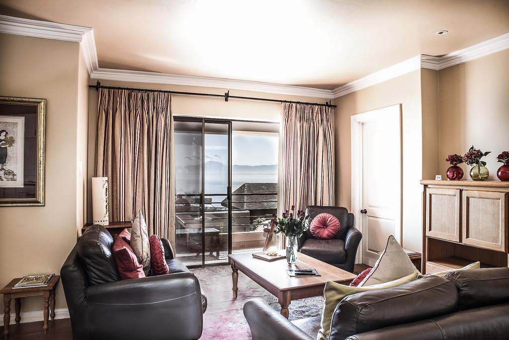 Highview Lodge Mosselbaai Buitenkant foto