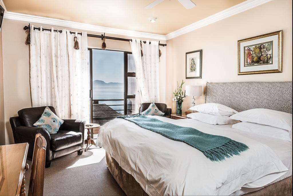 Highview Lodge Mosselbaai Buitenkant foto